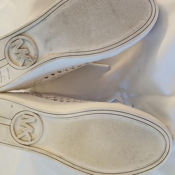 Michael Kors White sneakers size 7 - Picture 5 of 7